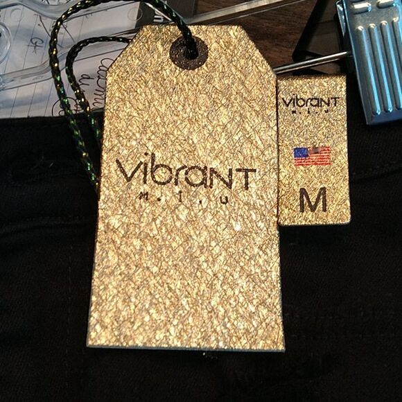 Vibrant MIU Distressed shorts and Free Baseball Ca - Picture 8 of 8